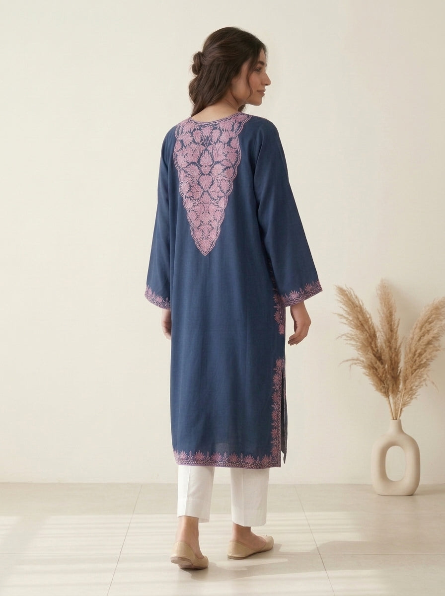 Embroidered Neckline Kameez