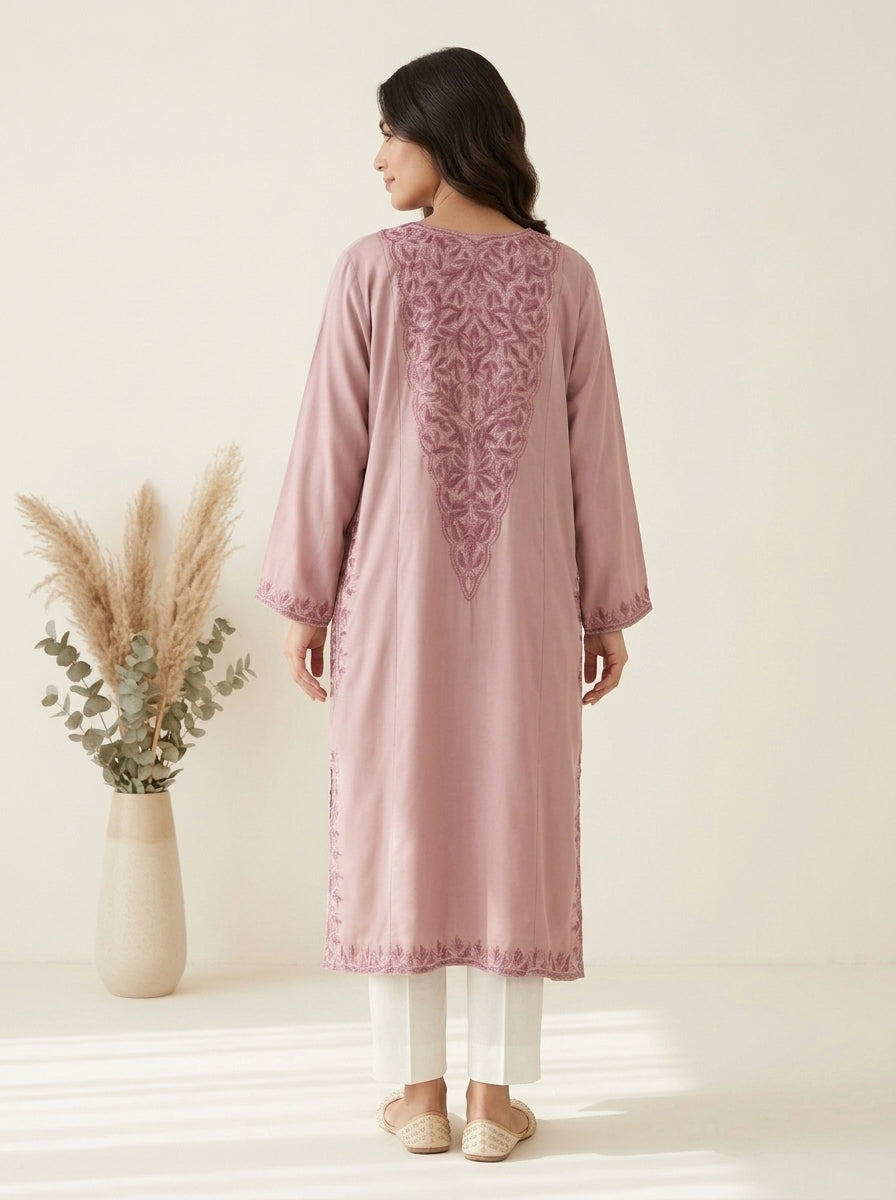 Embroidered Neckline Kameez