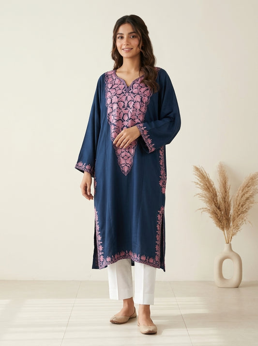 Embroidered Neckline Kameez