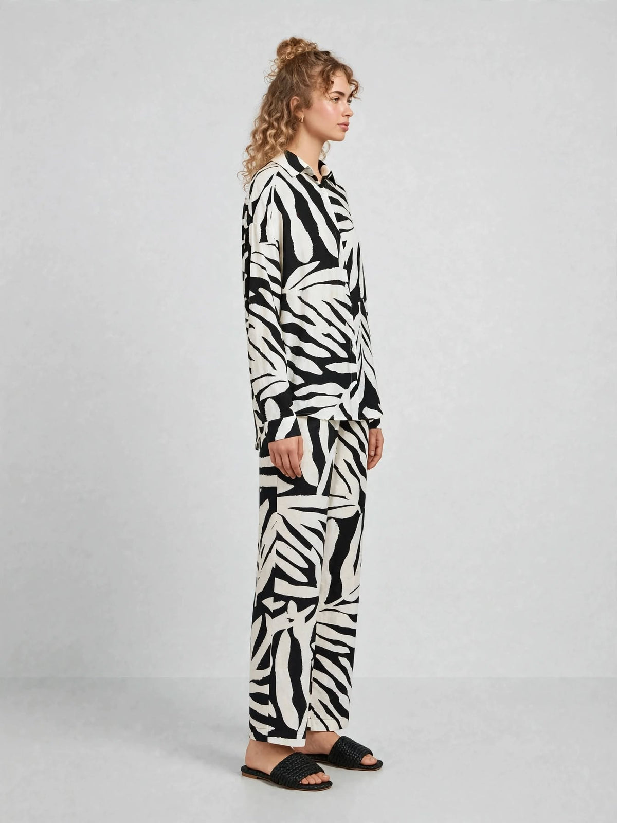 Tropical Leaf Printed Button-Down Shirt