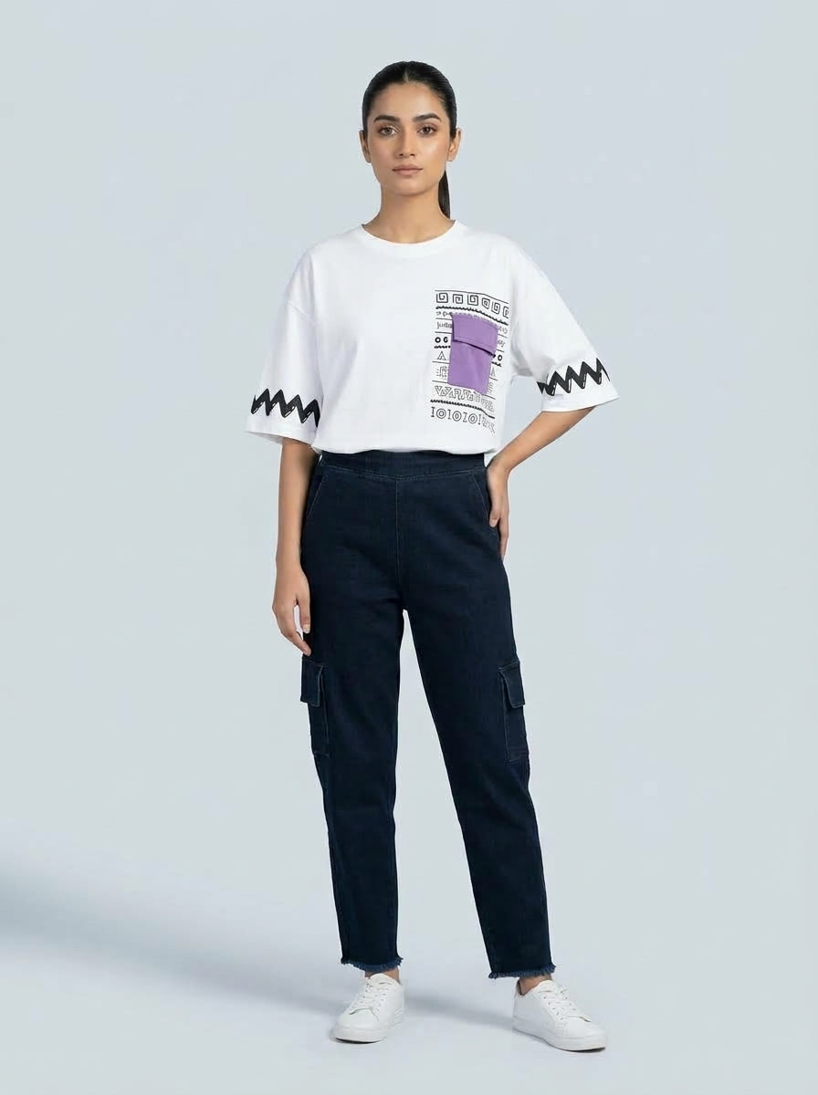 Graphic Pocket Oversized Tee